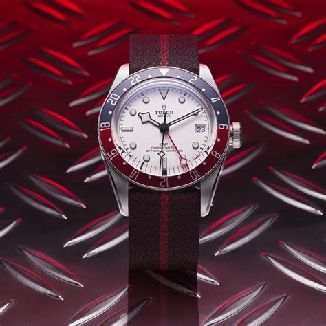 tudor gmt set time